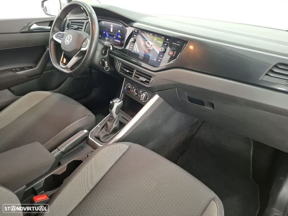 VW Polo 1.0 TSI Urban DSG - 15