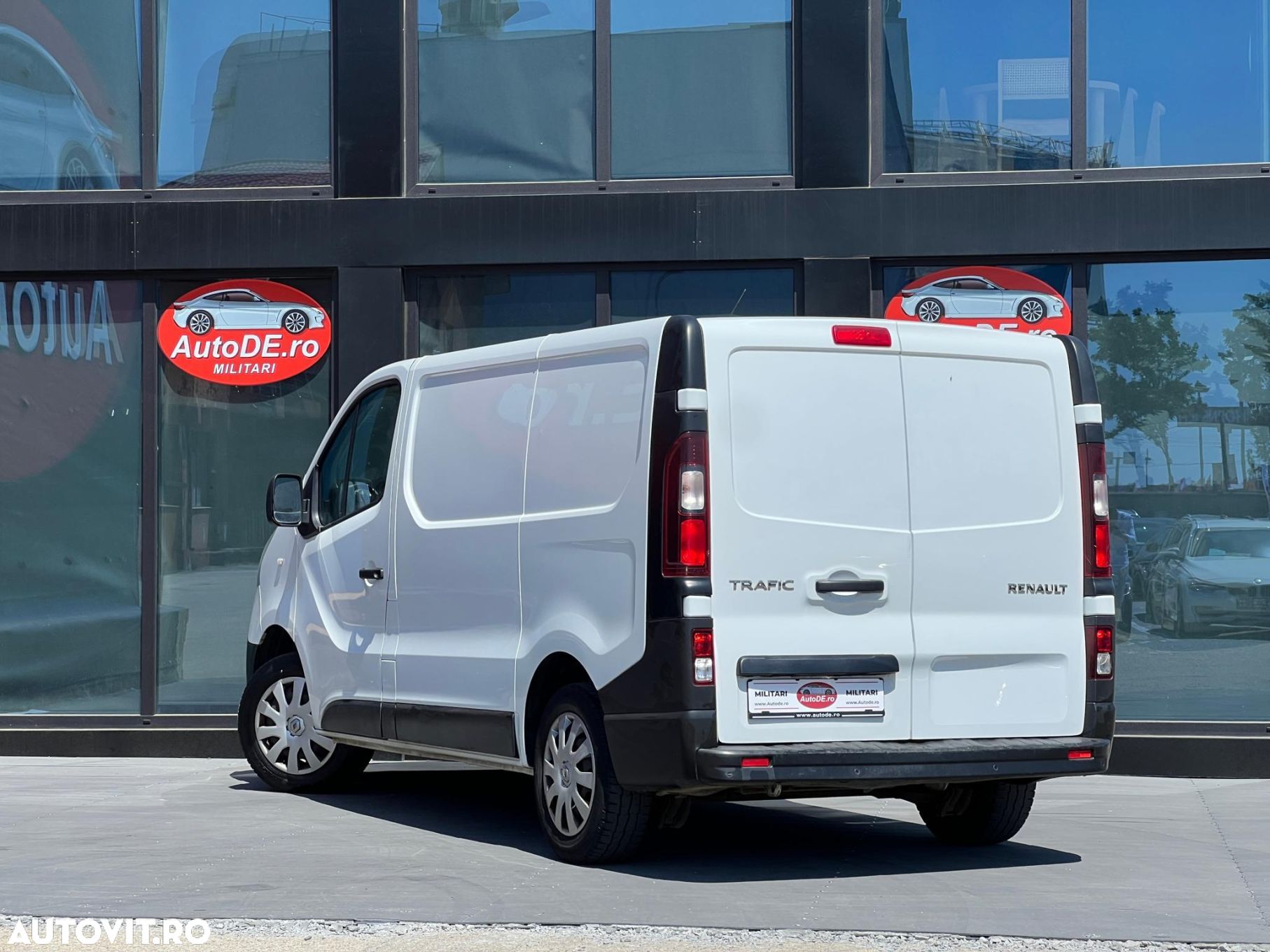 Renault trafic - 4
