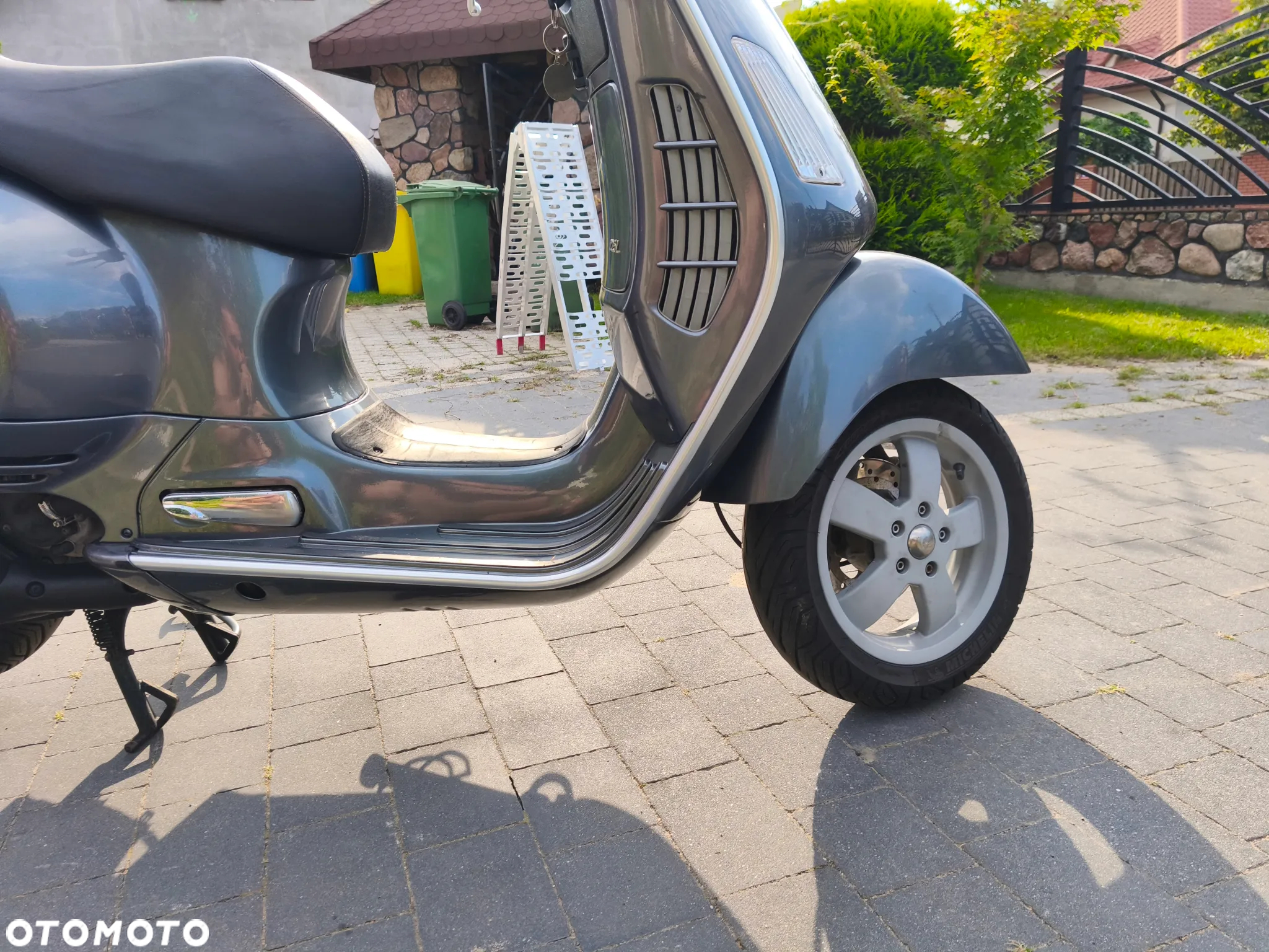 Vespa Grantourismo - 15