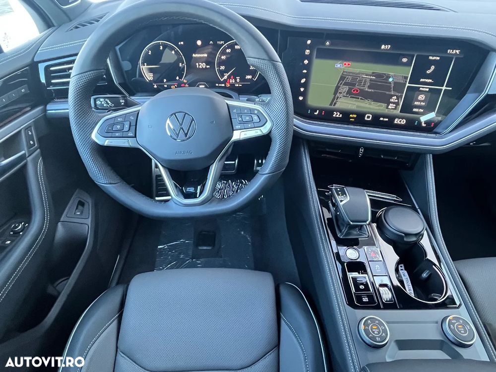 Volkswagen Touareg V6 TDI 4MOTION R-Line - 12