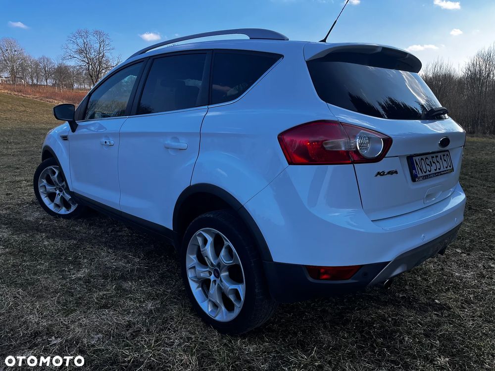Ford Kuga 2.0 TDCi 4x4 Titanium - 4