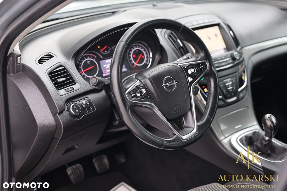 Opel Insignia - 21
