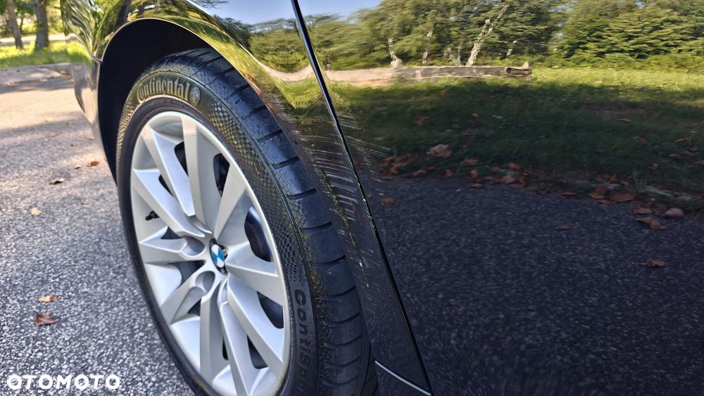BMW Seria 5 520d Luxury Line - 9