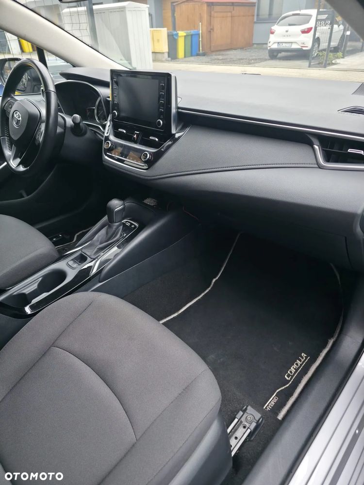 Toyota Corolla 1.8 Hybrid Comfort - 21