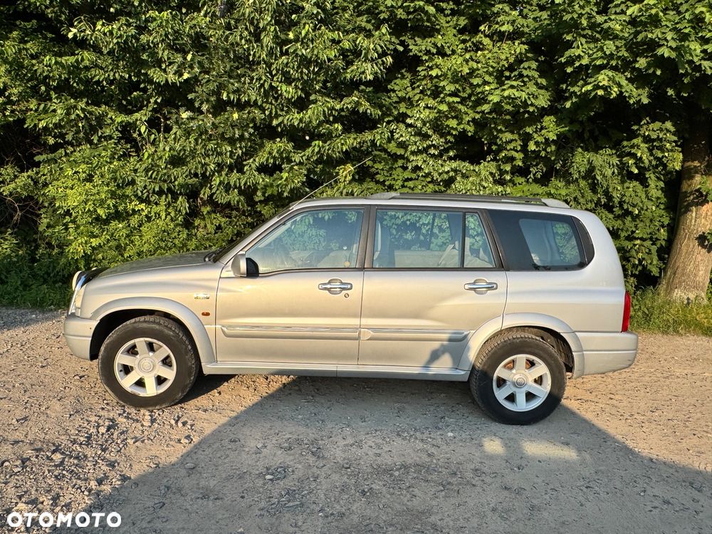 Suzuki Grand Vitara 2.7 V6 - 7