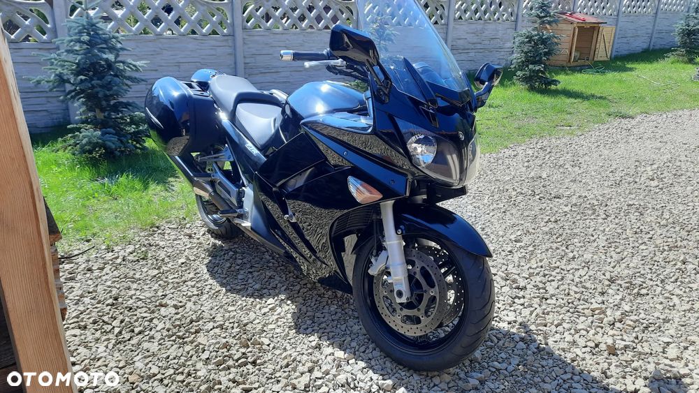 Yamaha FJR - 7