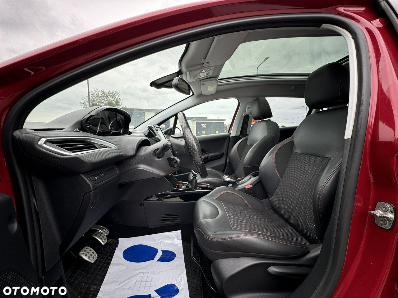 Peugeot 2008 - 18