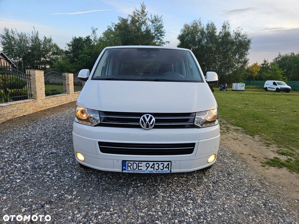 Volkswagen Multivan - 2