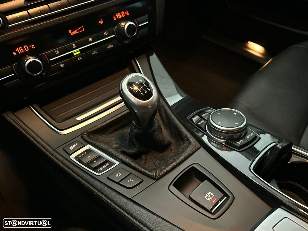 BMW 520 d Line Luxury - 25