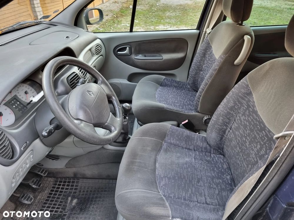 Renault Scenic - 7