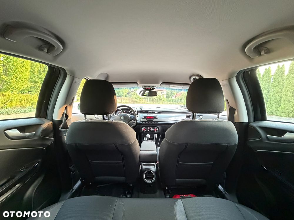 Alfa Romeo Giulietta 1.4 TB Veloce - 24
