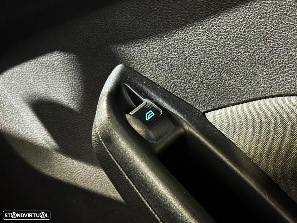 Ford Focus 1.5 TDCi Titanium - 25