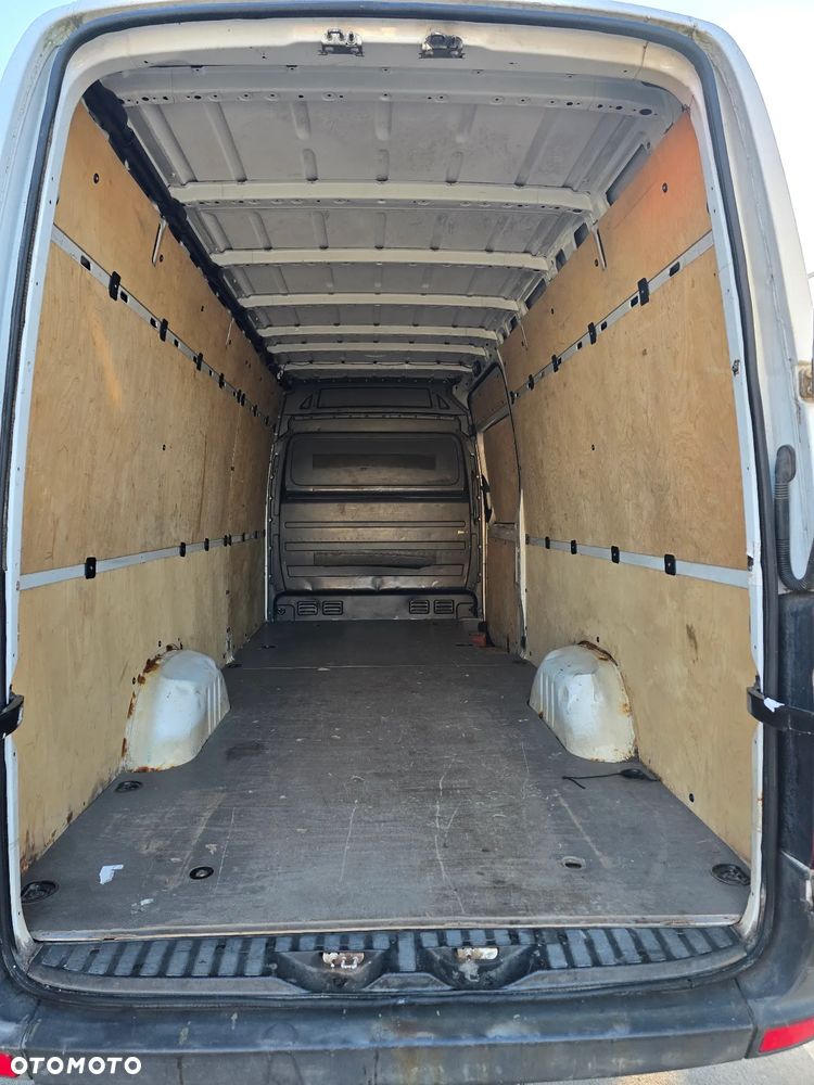 Mercedes-Benz Sprinter - 4
