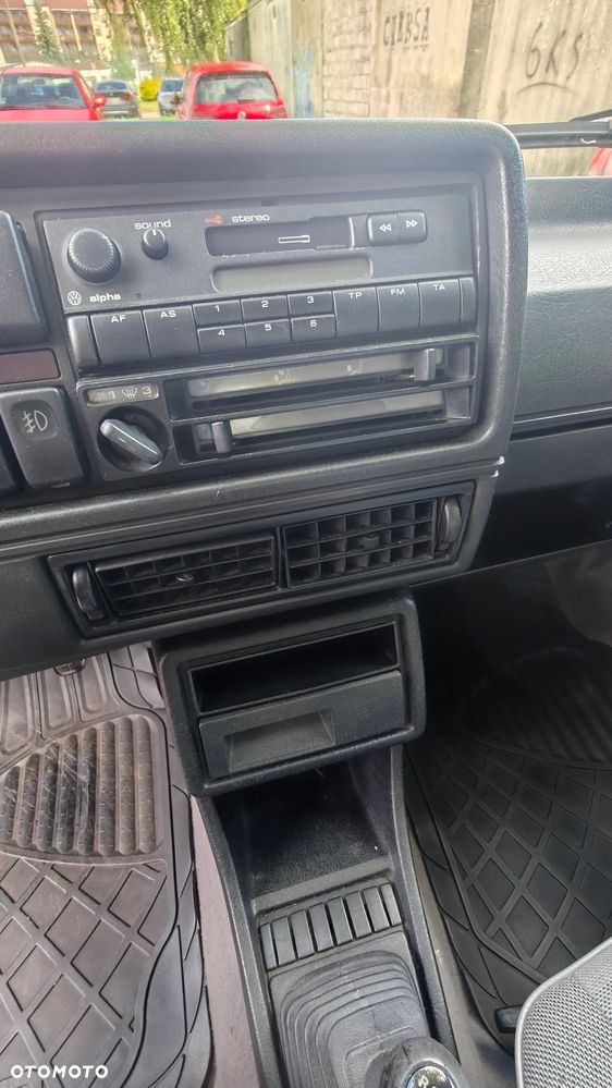 Volkswagen Golf - 20