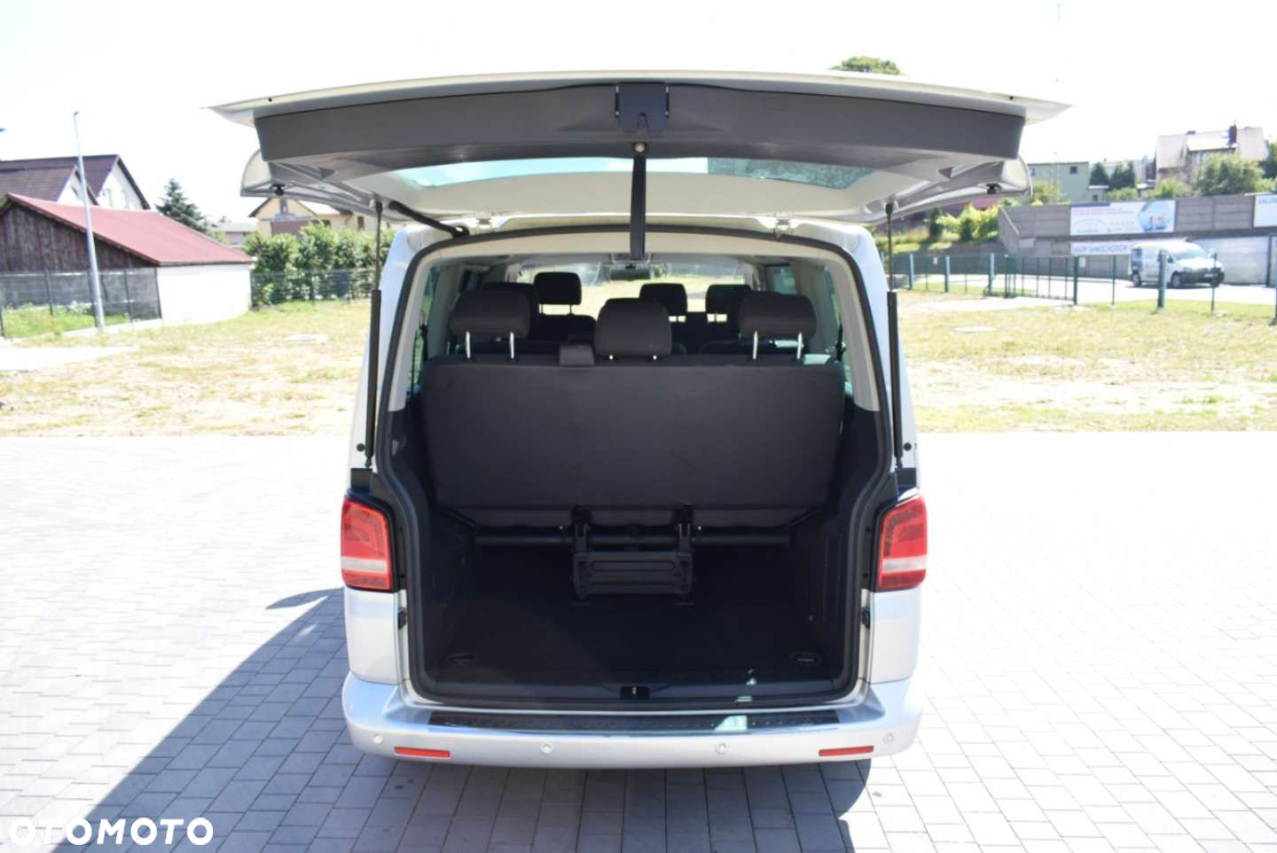 Volkswagen Transporter - 12