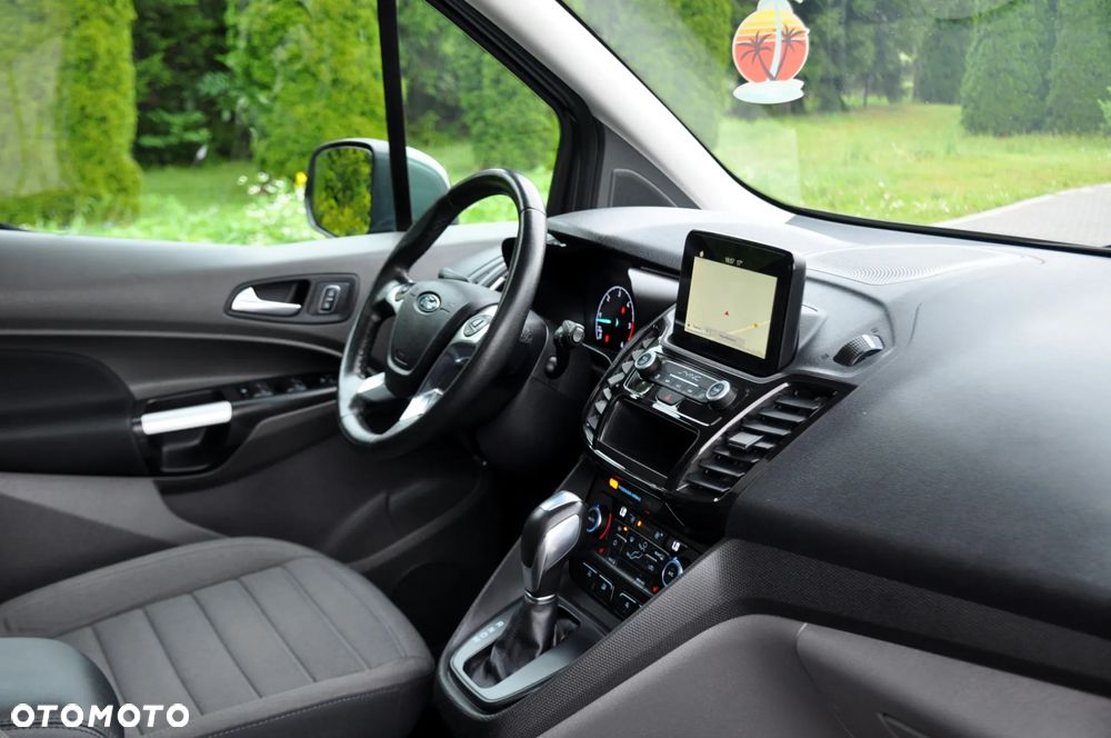 Ford Tourneo Connect 1.5 TDCi Start-Stop Titanium - 19