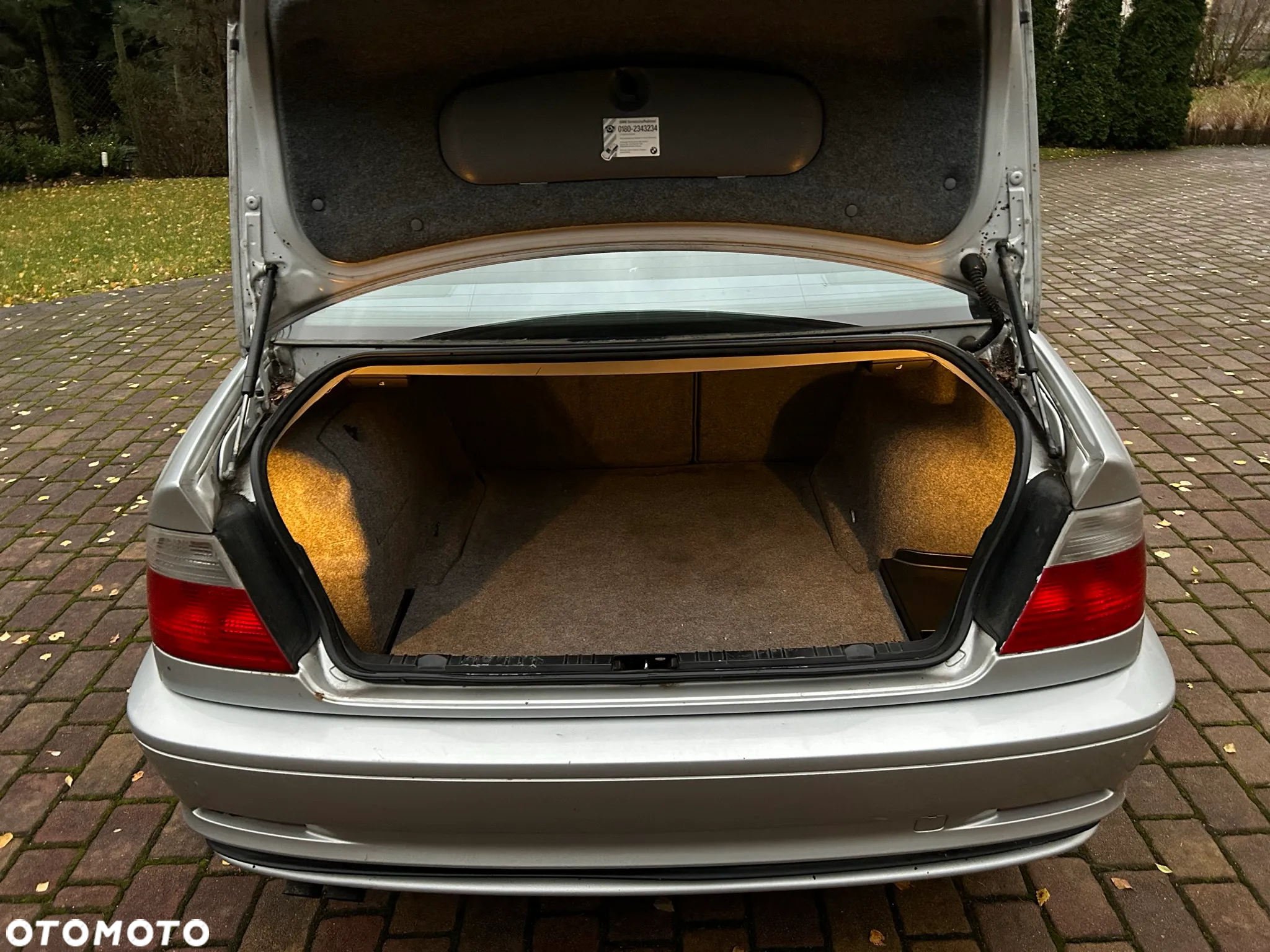 BMW Seria 3 323Ci - 11