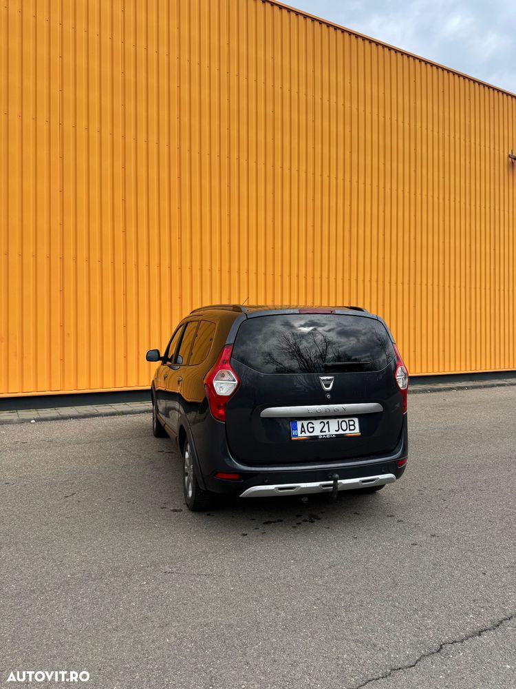 Dacia Lodgy 1.5 dCi 109 CP Stepway - 4