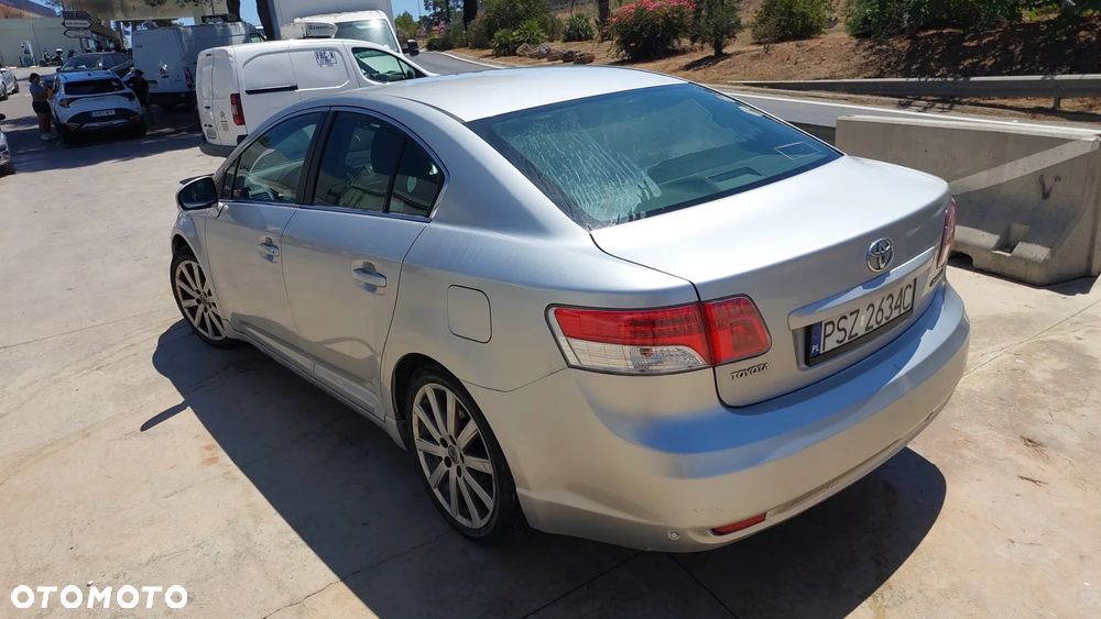 Toyota Avensis 2.0 Prestige - 14
