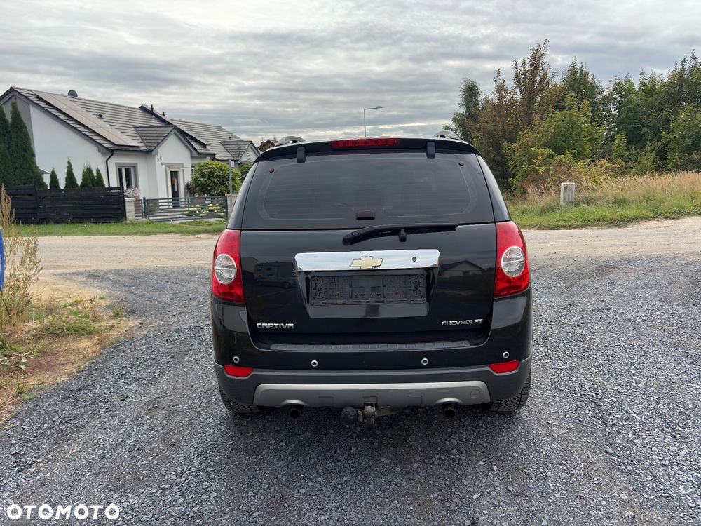 Chevrolet Captiva 2.4 2WD 7 Sitzer LS - 9