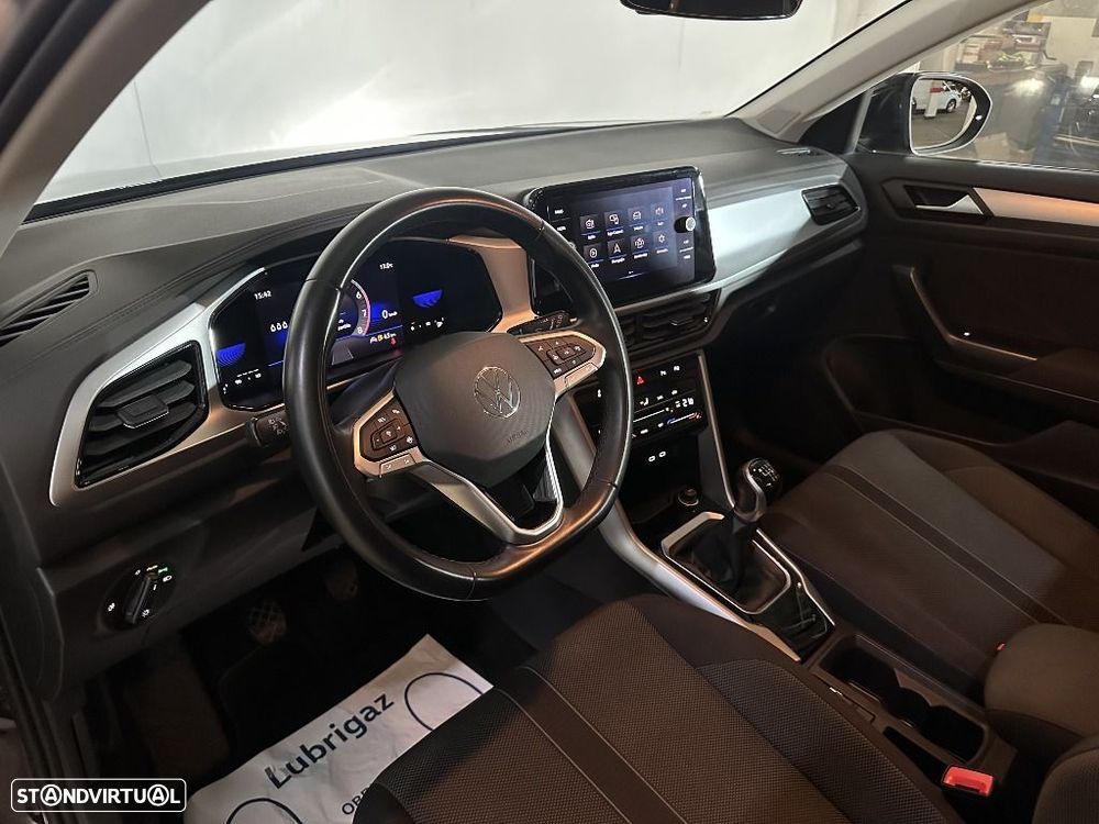 VW T-Roc 1.0 TSI Urban - 6