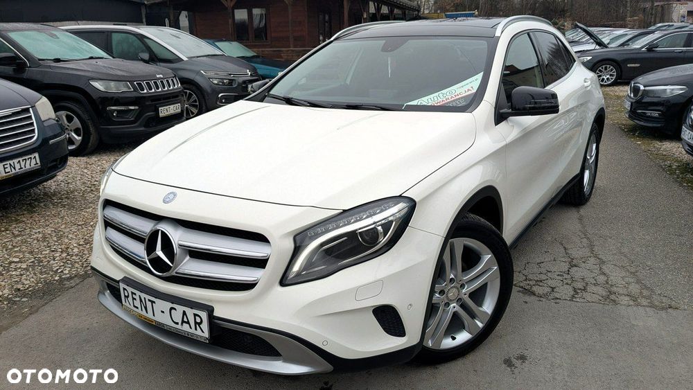 Mercedes-Benz GLA - 2