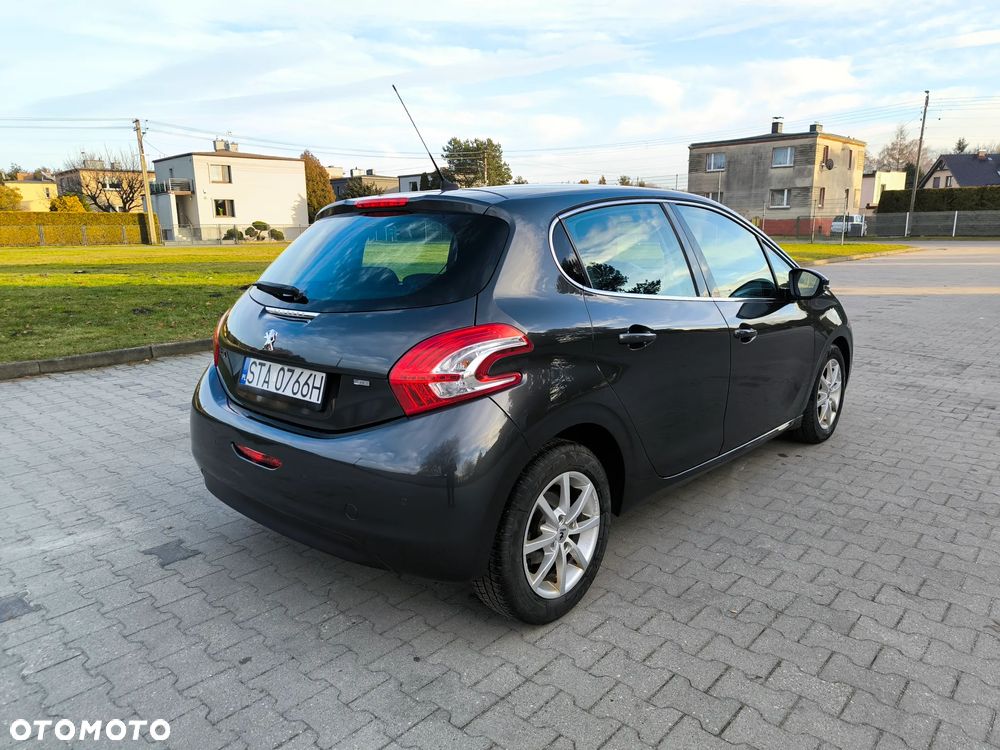 Peugeot 208 e-HDi 115 Stop&Start Allure - 5