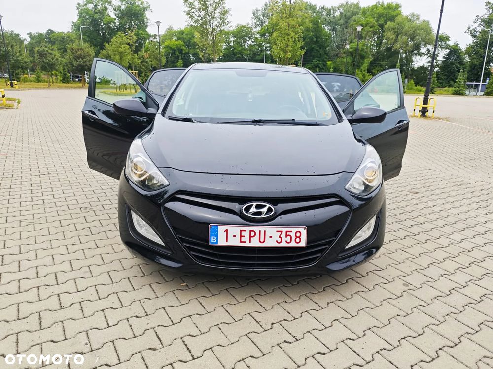 Hyundai i30 1.4 CRDi Premium - 19