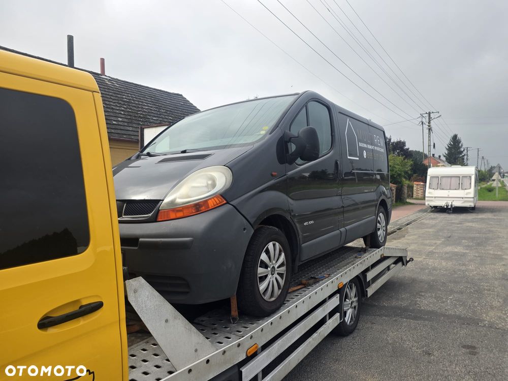 Renault TRAFIC - 1