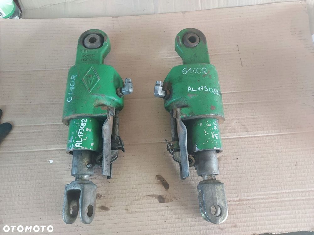 ODCIĄGI BOCZNE HYDRAULICZNE AL173082 JOHN DEERE 6110R - 2