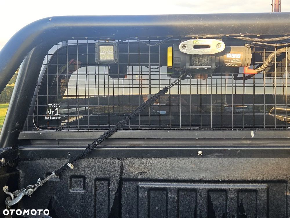 Toyota Hilux 2.4 D-4D Double Cab SR5 4x4 - 4