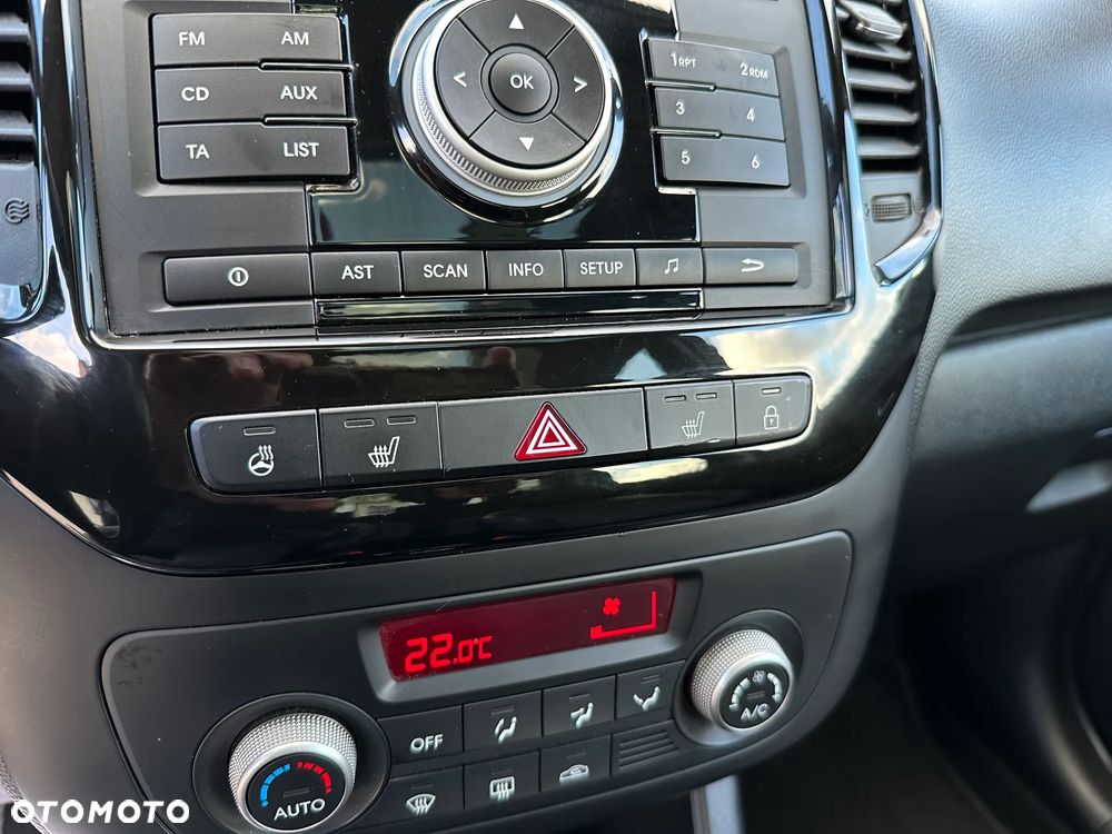 Kia Venga - 27