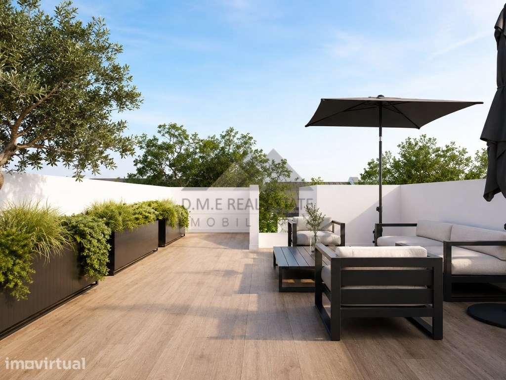 Condomínio Privado com 4 Moradias T3 | Piscina Privada e Vista Mar - Grande imagem: 2/9
