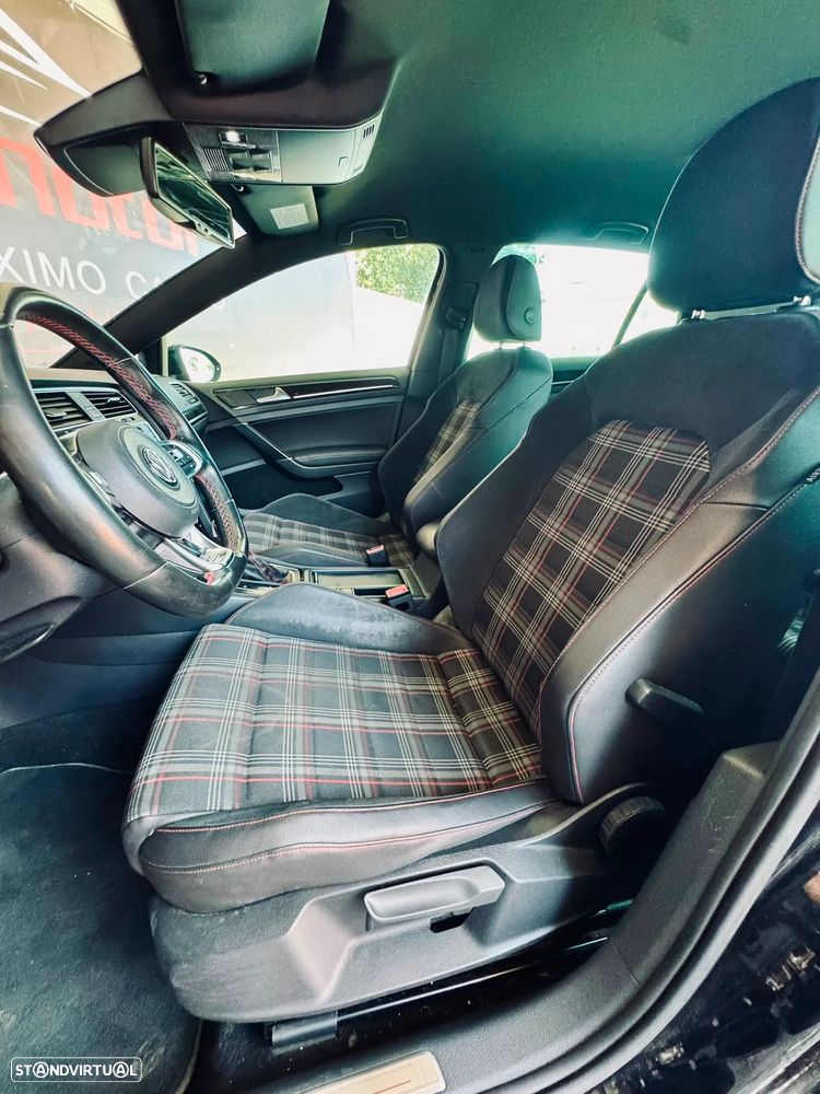 VW Golf 2.0 TSi GTi DSG Performance - 10