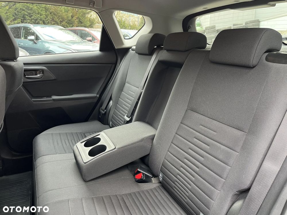 Toyota Auris 1.6 D-4D Premium - 16