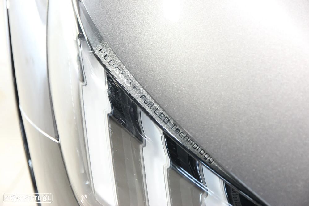 Peugeot 208 1.2 PureTech GT Line - 4