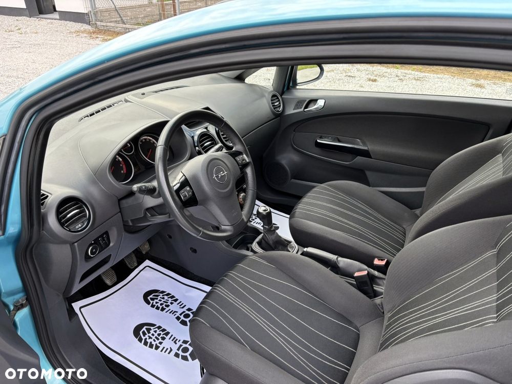 Opel Corsa 1.2 16V - 10