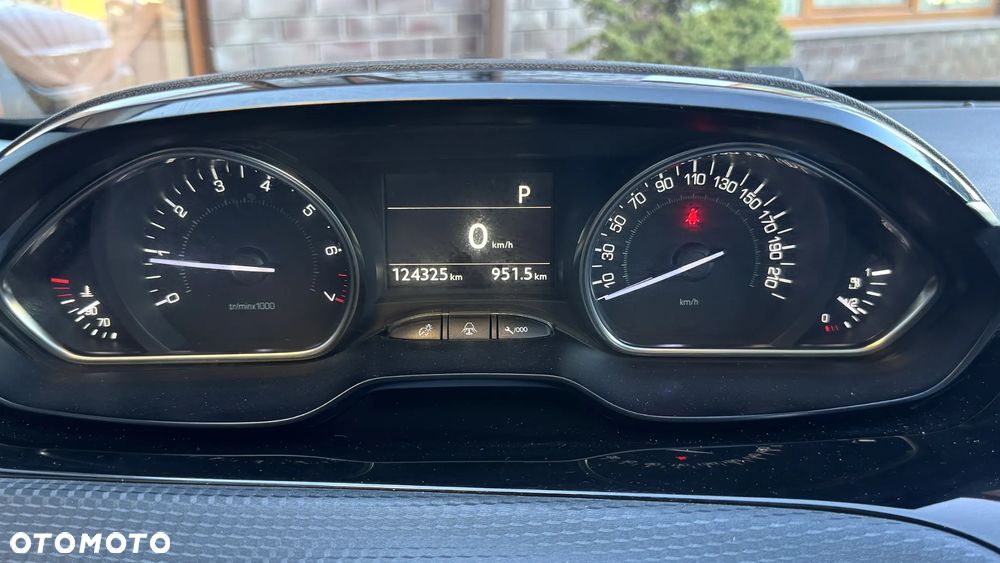 Peugeot 2008 PureTech 110 GPF Stop&Start EAT6 Crossway - 27