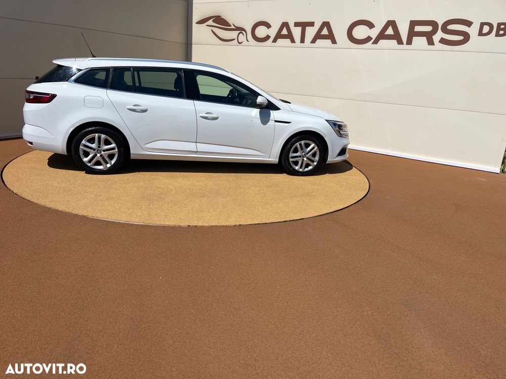 Renault Megane ENERGY TCe 130 INTENS - 17