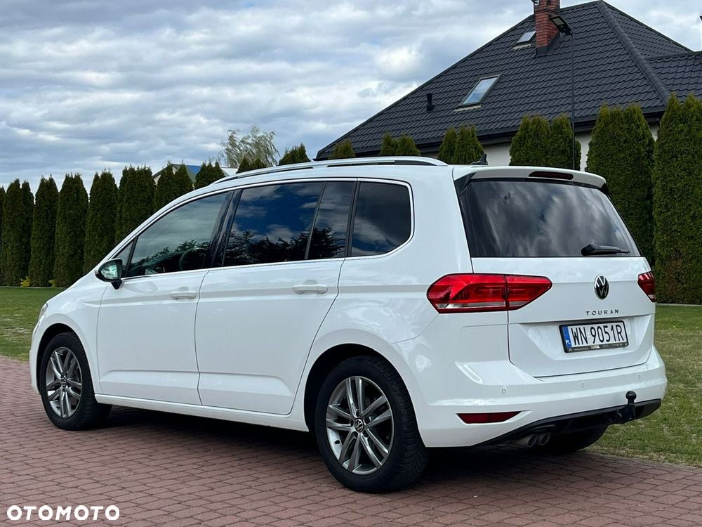 Volkswagen Touran 2.0 TDI SCR DSG Highline - 15