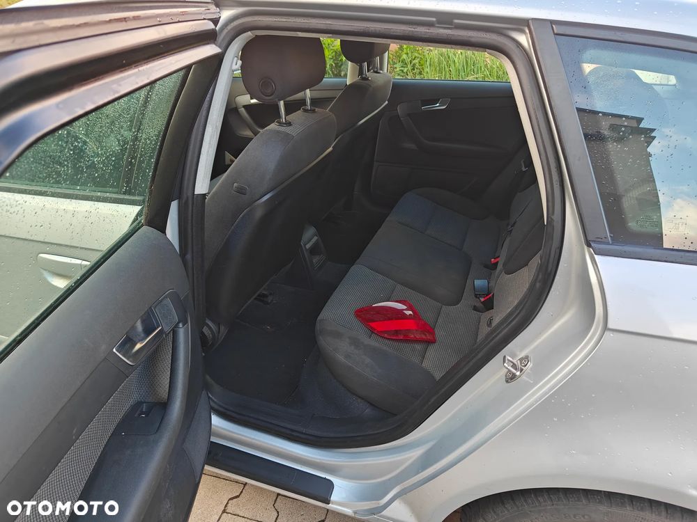 Audi A3 Sportback 1.6 FSI Attraction - 5