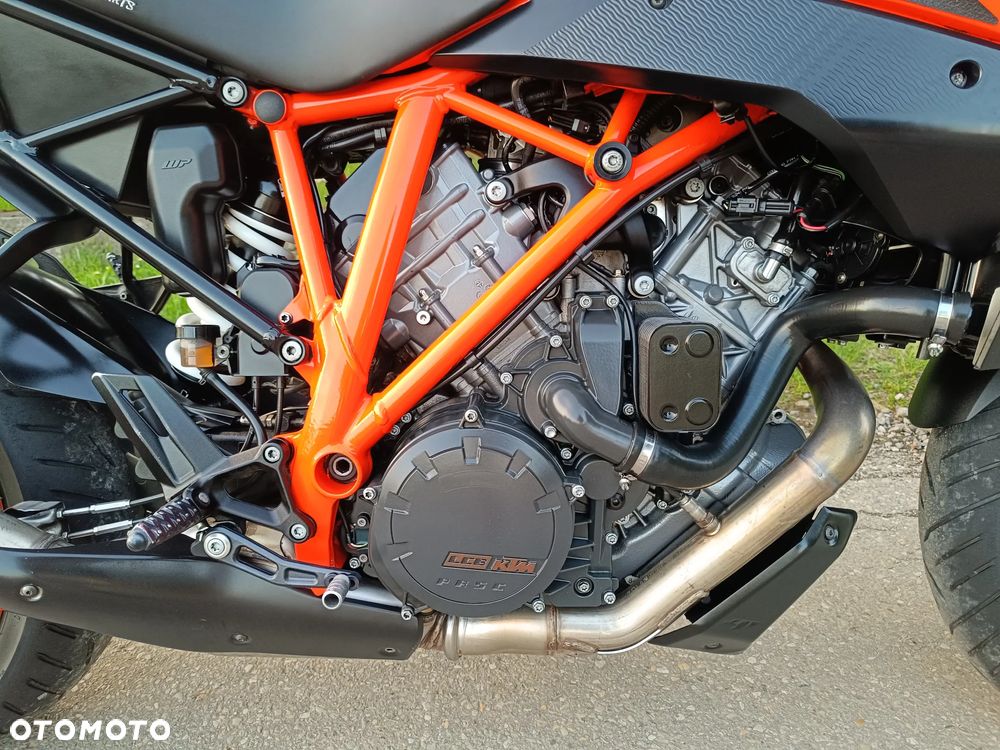 KTM Super Duke - 13