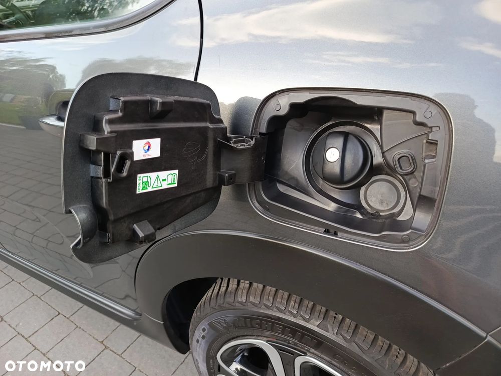 Citroën C3 Pure Tech 110 Stop&Start RED BLOCK - 27