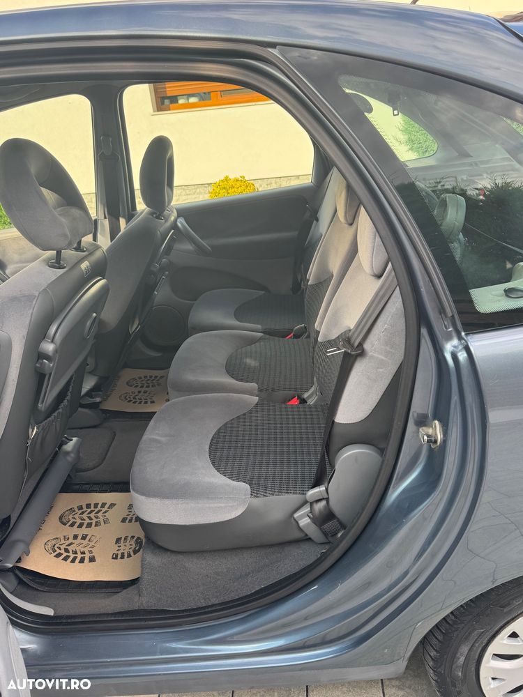 Citroën Xsara Picasso 1.6 HDi Confort - 12