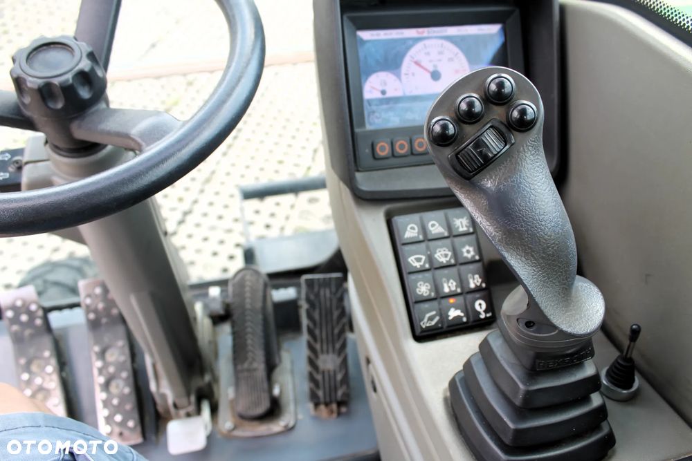 Schaeff TW110 koparka kołowa 4x4 - 18
