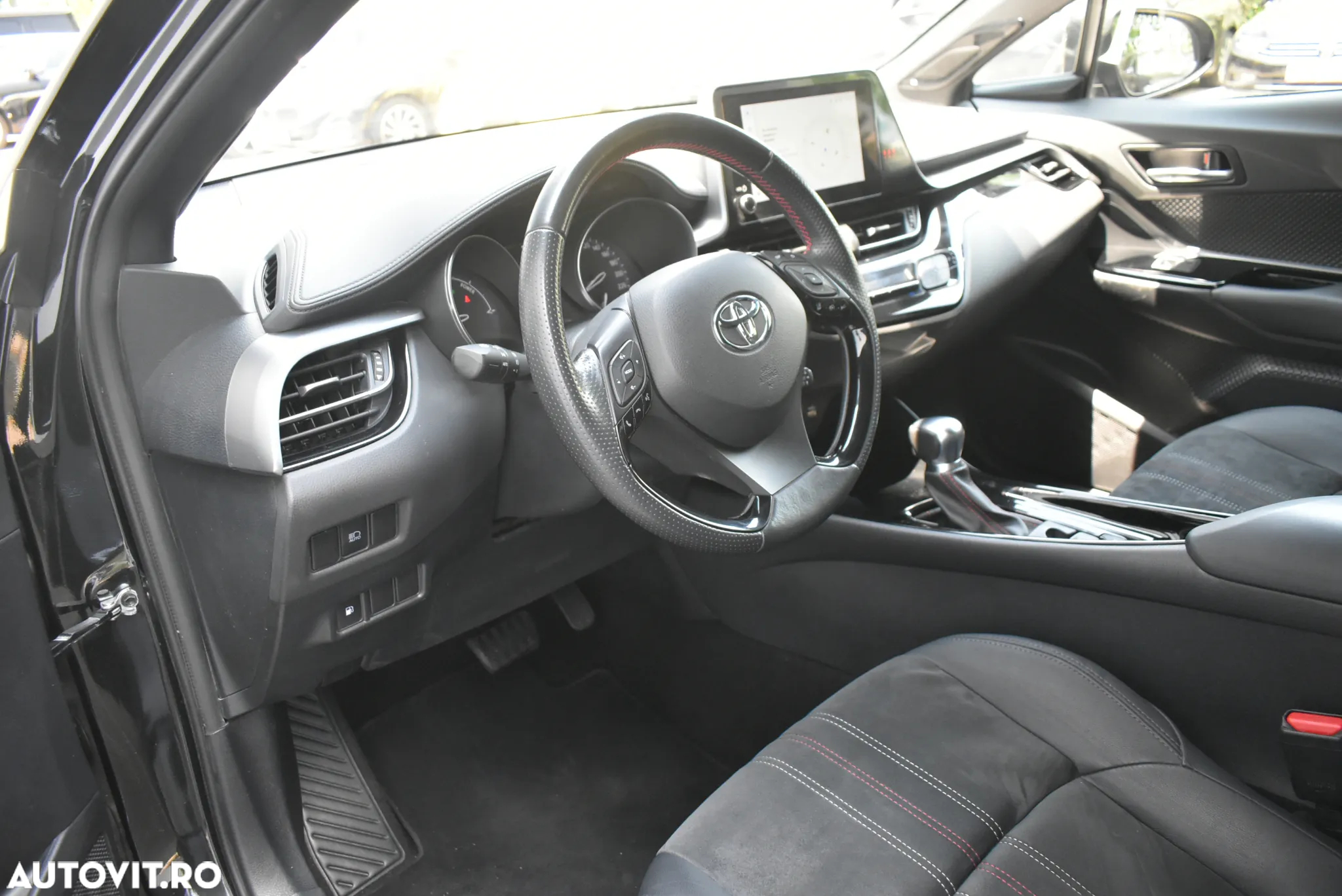 Toyota C-HR 2.0 Hybrid GR Sport - 9