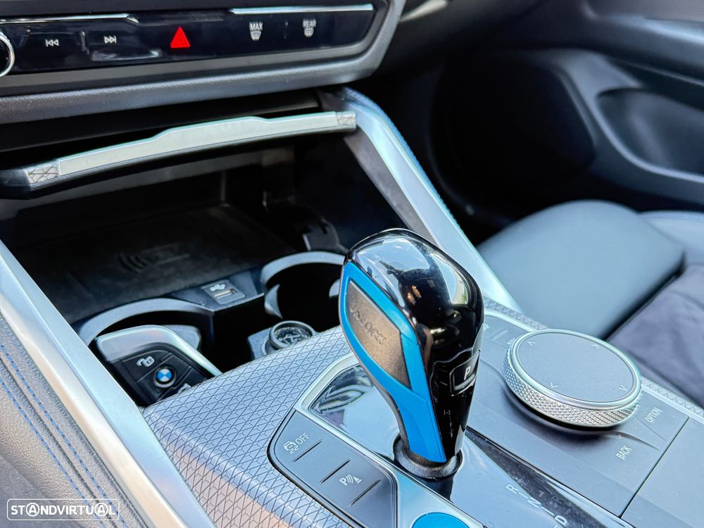 BMW i4 eDrive40 Pack Desportivo M - 20