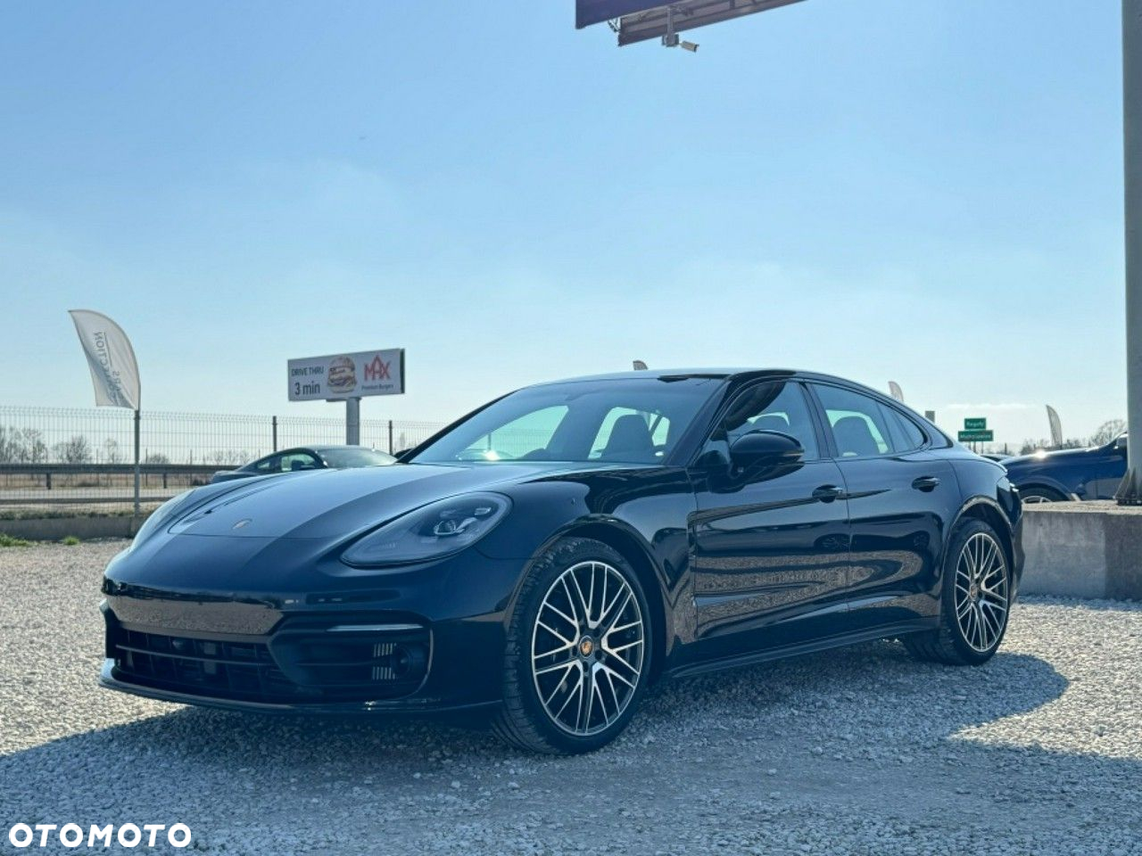 Porsche Panamera 4 - 8