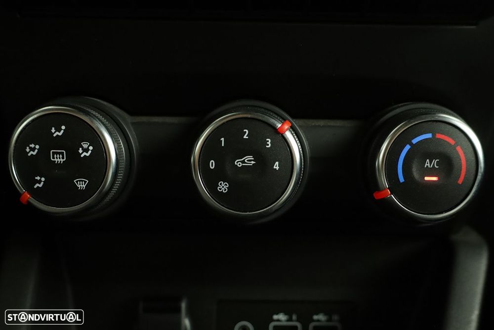 Renault Clio 1.0 TCe Evolution - 13