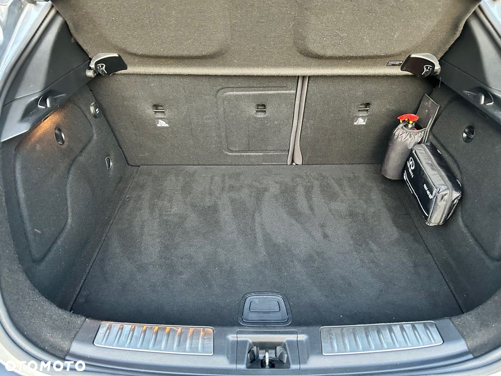 Infiniti Q30 1.5d Business 7DCT - 11
